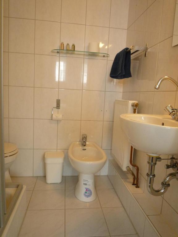 Gasthaus Hotel Bremen Ruang foto